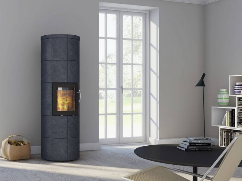 poele masse pierre ollaire famille design centre regional cheminee