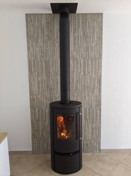 poele a bois design danois pres de gemenos