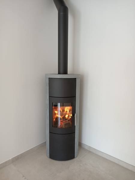 poele a bois scandinave a proximite de marseille