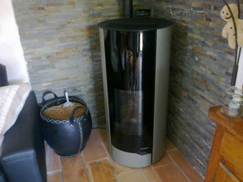 poele a granules Nina Palazzetti panier bois termatech Rognes
